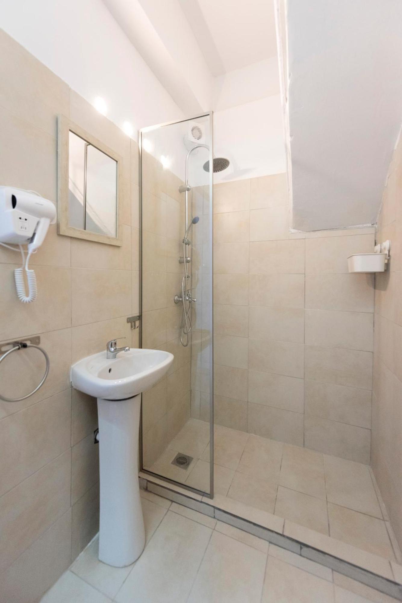 Ati-Key Residence Athena Bagian luar foto